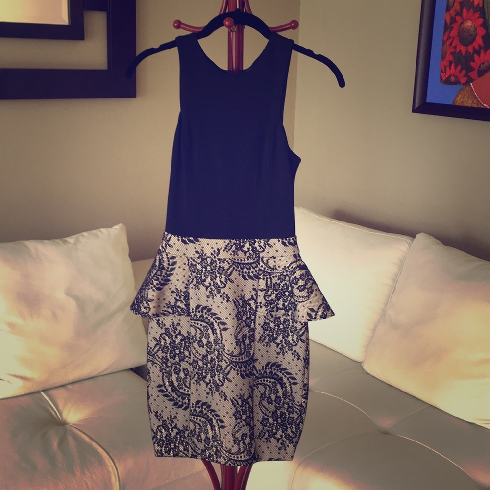 Elegant Bebe dress peplum style XS